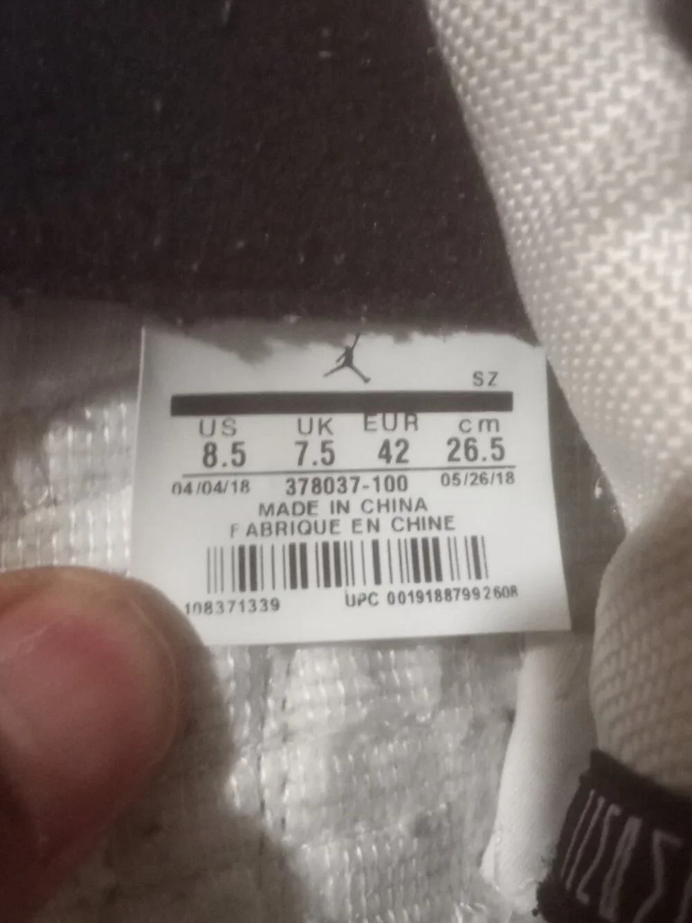 Nike Air Jordan 11 Retro Concord 2018 Size 8.5 378037-100 - Picture 2 of 16